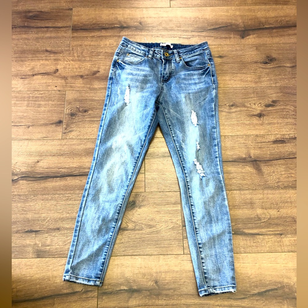 ASAMI IMAJUKU THE JAPANESE model DISTRESSED SKINNY JEANS IN SIZE SMALL